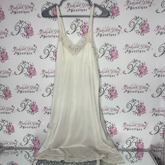 Dress long maxi light white Elegant Cream Lace Trim Nightgown Lacie vintage slip